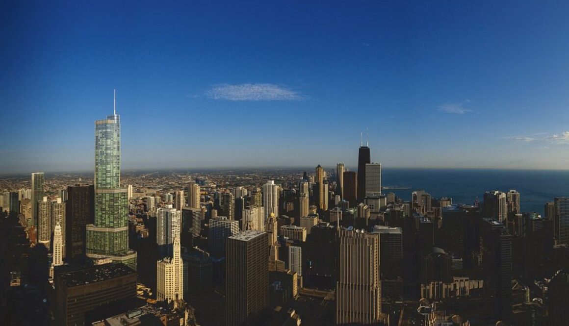 top 3 hotels chicago trump-tower-943400_960_720